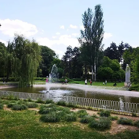 Filinhome Pionirska Parkview Apartmán